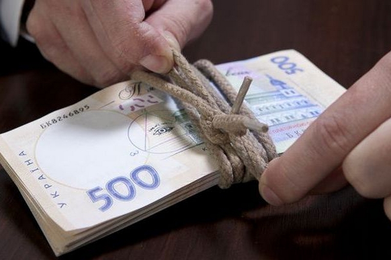 Мінімальну пенсію в Україні підвищать у два етапи