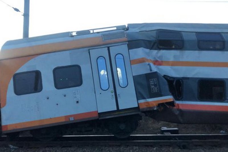 У Румунії внаслідок зіткнення потягів постраждали 11 людей