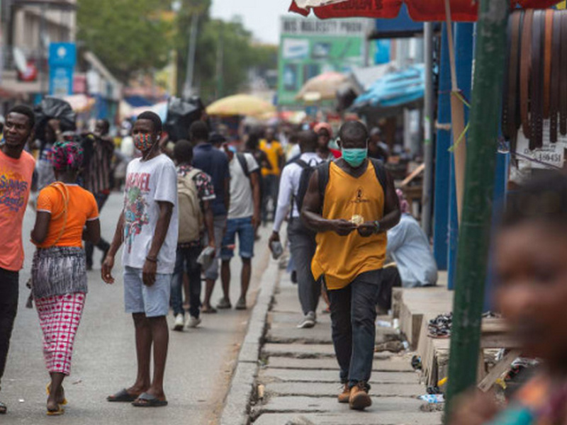 У Гані працівник рибзаводу заразив коронавірусом понад пів тисячі колег