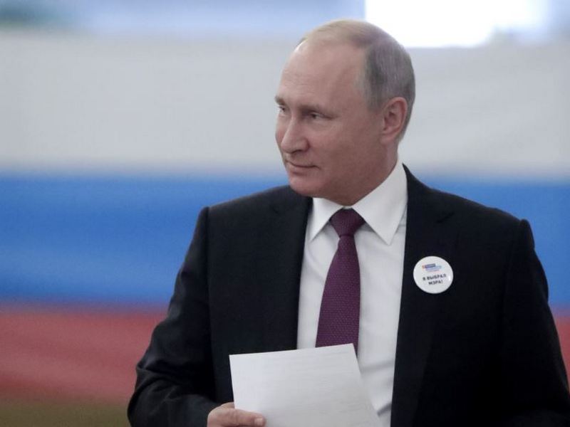 Росія: Путін підписав закон про голосування через пошту та інтернет