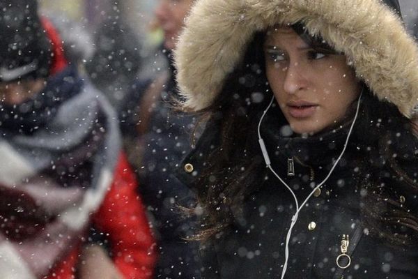 Синоптики попередили про сніг та ожеледицю в Україні. Свіжий прогноз