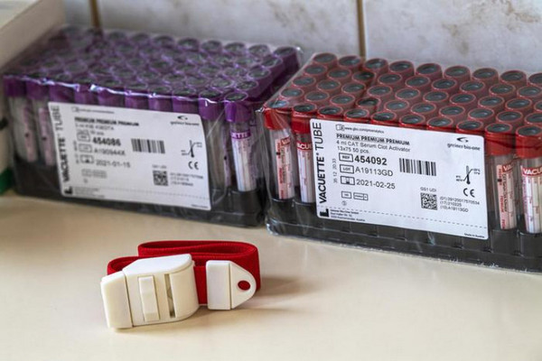 Шмигаль анонсував тотальне тестування населення України на коронавірус