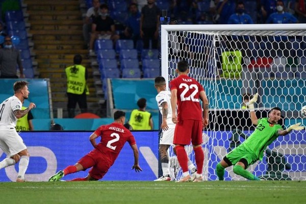 Збірна Італії перемогла Туреччину на старті Євро-2020