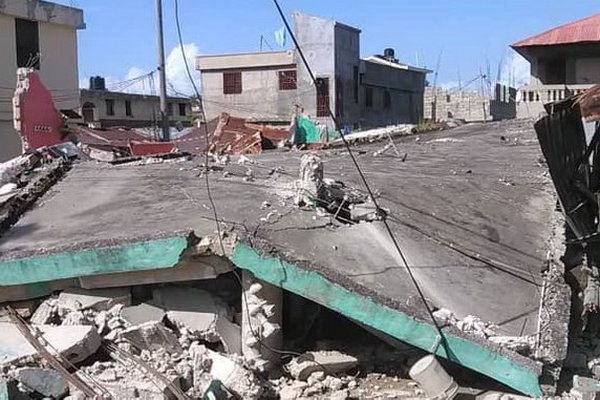 Землетрус на Гаїті: кількість загиблих зросла до близько 1300
