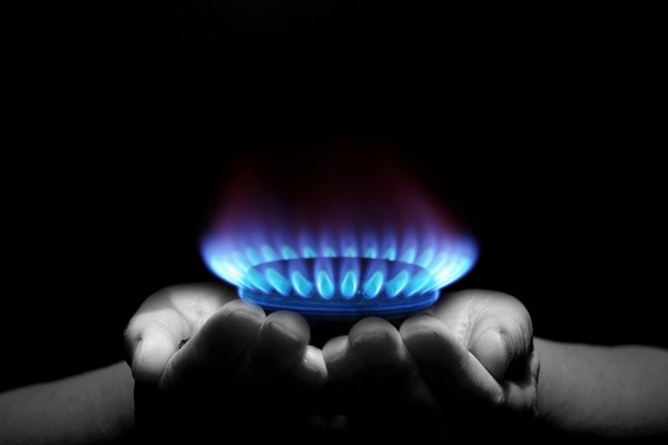 Українців переводять на нові тарифи на газ, які в півтора рази вищі: що відбувається