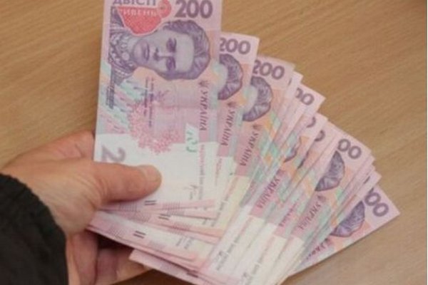 Кабмін вніс зміни до умов роботи ФОПів, яким не потрібний РРО