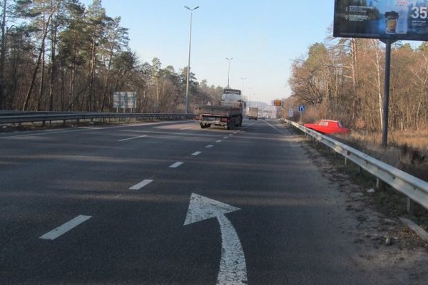 Житомирську трасу відкриють для вантажних автомобілів до кінця травня