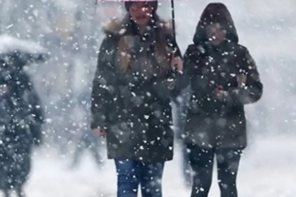 Сніг і не лише: українців попередили про серйозне погіршення погоди