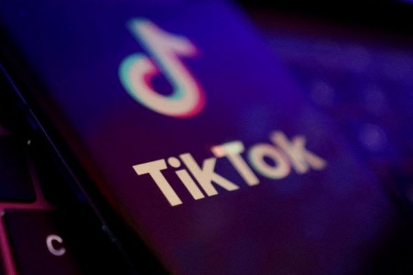 Сенатор США хоче заборонити TikTok по всій країні