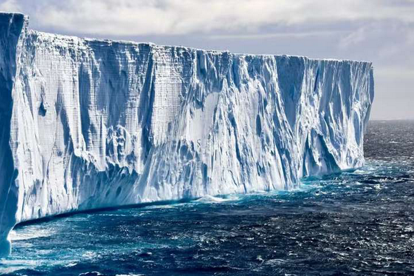В Антарктиці відколовся айсберг завбільшки з Лондон