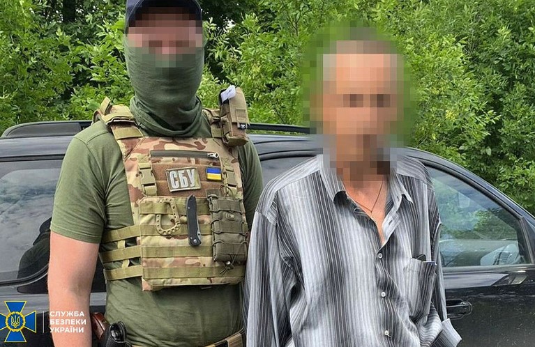 СБУ затримала двох проросійських агітаторів у Києві та Харкові