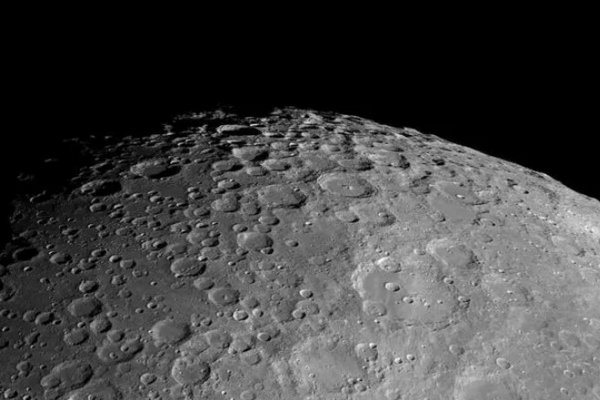 Місяць може виявитися значно старішим, ніж думають вчені