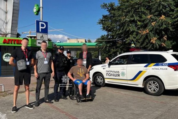 В Ужгороді перевіряли паркування на місцях для водіїв з інвалідністю