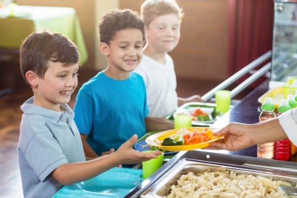 У МОН розповіли, як реформуватимуть шкільне харчування: назвали 4 цілі