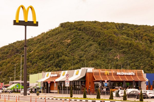 У Мукачеві на Закарпатті відкрився цілодобовий ресторан McDonald’s