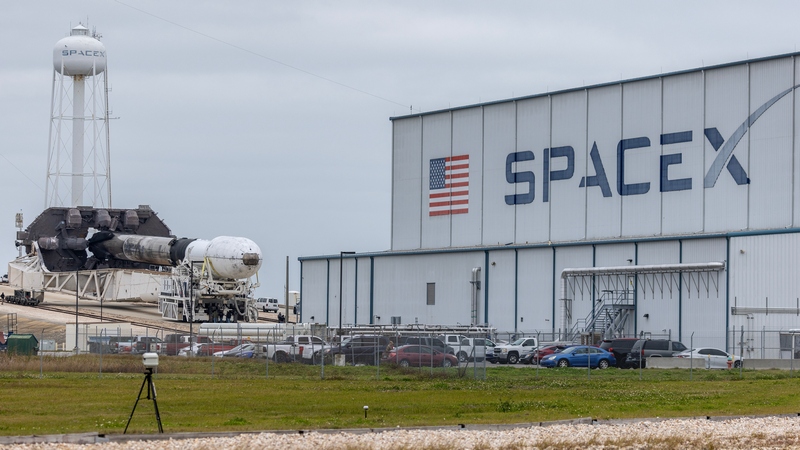 Космічне фіаско на Уолл-стріт: акції SpaceX пережили нищівний обвал та спалили сотні мільярдів доларів за день!