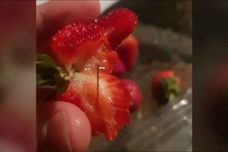 В Австралії виявили упаковки фруктів з голками всередині