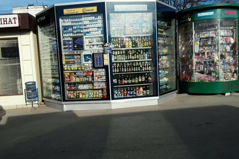 Пачка цигарок по 100 гривень та 50 тисяч людей без роботи: чим загрожує українцям реформа в тютюновій сфері