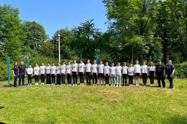 На Іршавщині поліцейські офіцери відзначили День служби з найменшими жителями громади