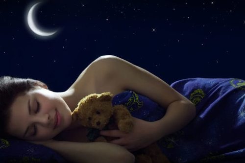 Вчені розповіли, про що люди думають уві сні