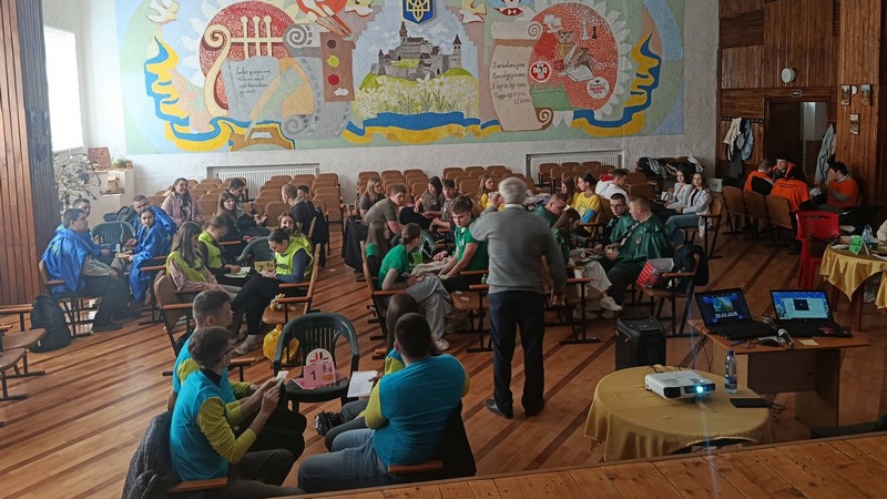 Розумовий тріумф у Хусті: як пройшла студентська ліга інтелектуальної