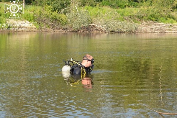 На Закарпатті під час купання у річці потонув 16-річний хлопець