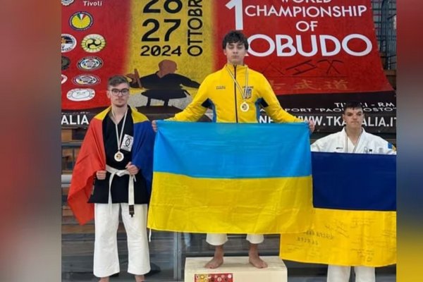 Закарпатець Андріан Костик став Чемпіоном світу з Кобудо