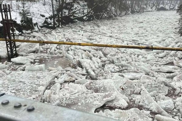 На Закарпатті почався льодохід на річках - ДСНС моніторить ситуацію