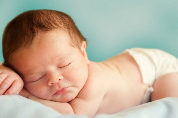 У Мукачеві всиновили хлопчика, якого залишили у пологовому будинку