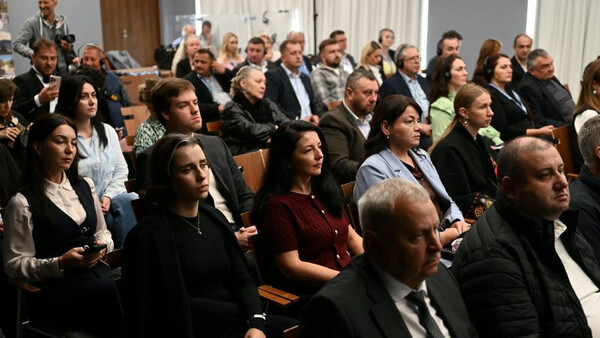 Підписання міжнародної декларації про співпрацю у сфері туризму та бал