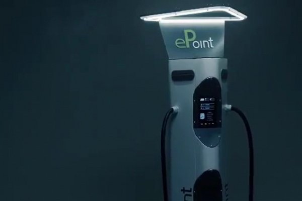 Закарпатські інженери показали ePoint - першу зарядку для електромобілів зроблену в області (ВІДЕО)