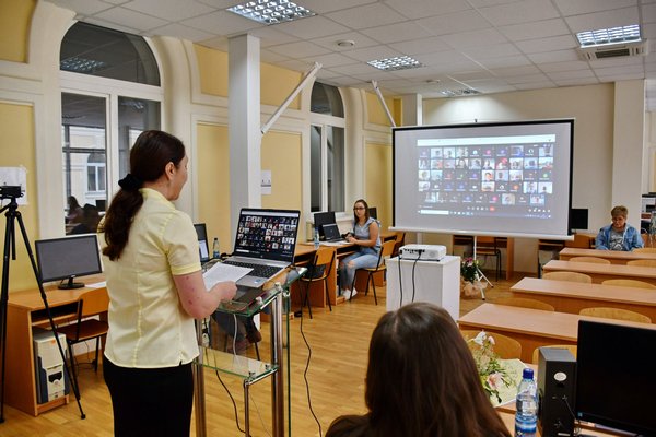 Закарпатська наукова студентська конференція зібрала близько ста учасників