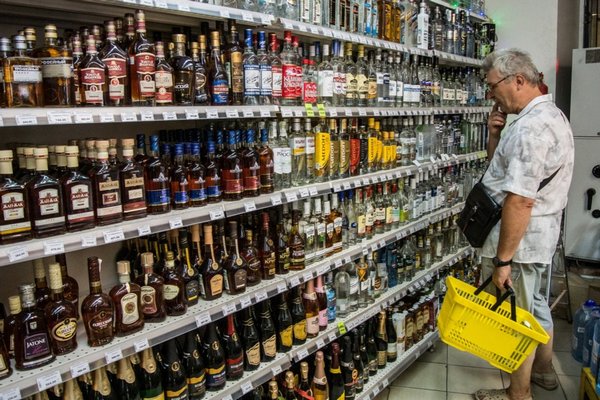 На Закарпатті послабили обмеження щодо продажу алкогольних напоїв
