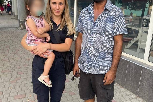 2-річна дитина без супроводу дорослих блукала вулицею Ужгорода