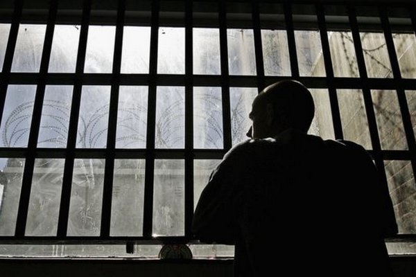 Мешканця Ужгорода за торгівлю метамфетаміном засудили до 9 років тюрми