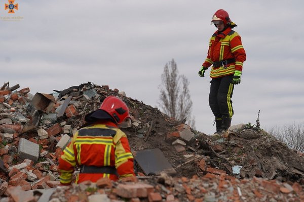 На Закарпатті рятувальники провели навчання на випадок землетрусу (ФОТО)