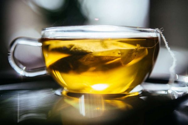 3 види чаю, які знімають головний біль