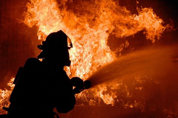 У Закарпатській області сталася пожежа у житловому будинку: загинув чоловік (фото)