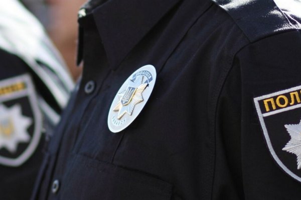 У школах Ужгорода працюватимуть поліцейські безпеки