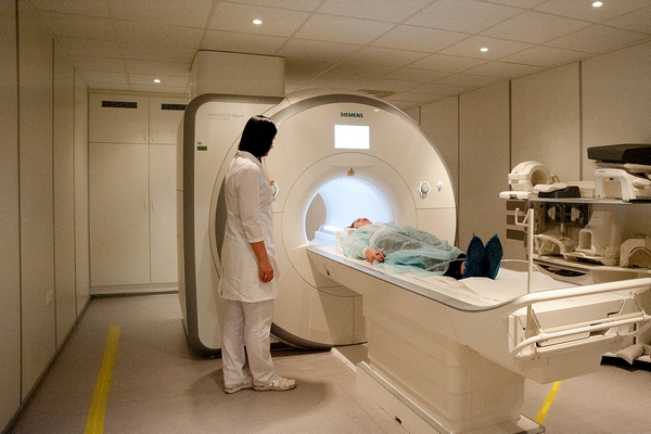 МРТ з контрастом: особливості, показання та протипоказання