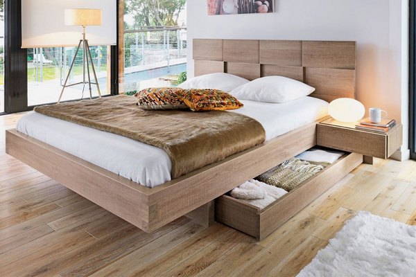 Выбор цвета кровати из дерева