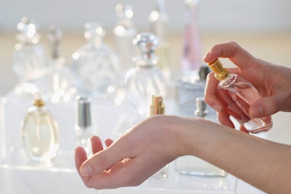 Як вибрати жіночі парфуми у Optparfum: на що звернути увагу?