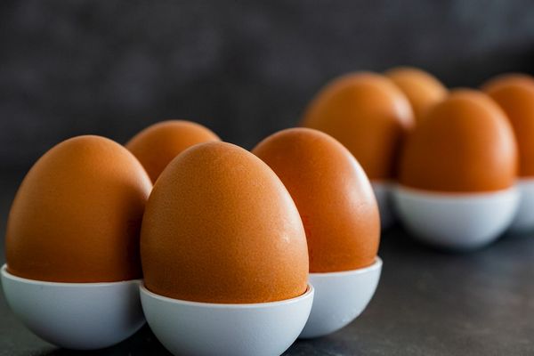 Як правильно потрібно зберігати варені яйця і чи можна їх заморожувати