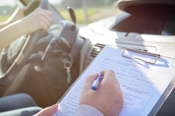 Процес отримання та обміну водійських прав в Україні