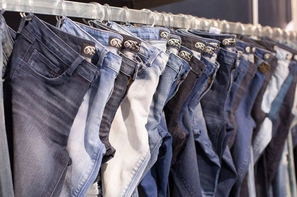 Які види жіночих джинсів сьогодні в моді?