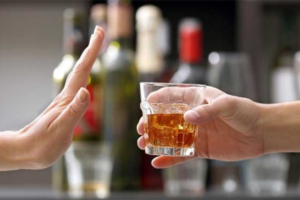 Лікування алкоголізму: чому його потрібно починати якнайшвидше