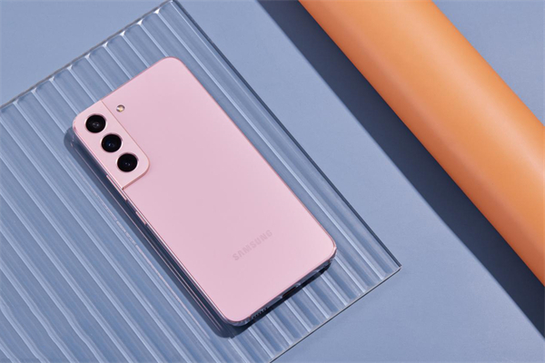 Samsung Galaxy S22: флагман, який досі виправдовує свій статус