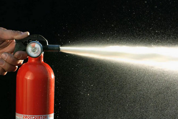 Почему порошковые огнетушители эффективнее в экстремальных температура
