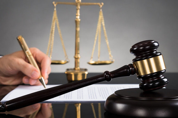 Как не ошибиться с юристом?