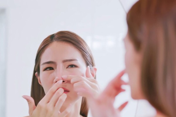 Что поможет эффективно избавиться от высыпаний, черных точек и жирности кожи?